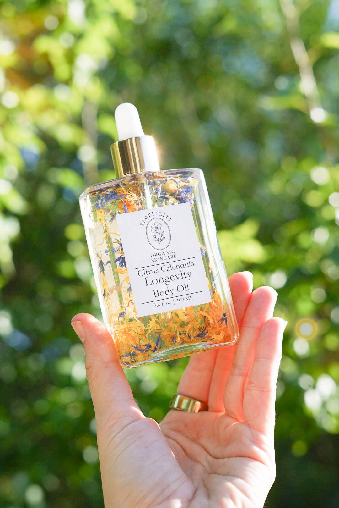 Simplicity Organic Skincare - Wholesale Bath/Body Oil - Citrus Calendula Longevity Body Oil1