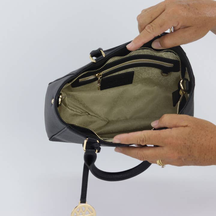 Willow & Zac - Wholesale Top handle bag – women's - Anika Black Leather Handbag6