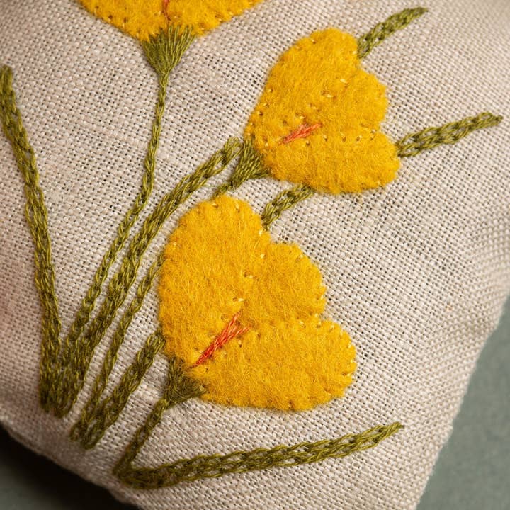 Corinne Lapierre Limited - Wholesale Embroidery/Cross Stitch Supplies - Linen Lavender Bags Embroidery Kit - Spring Garden
