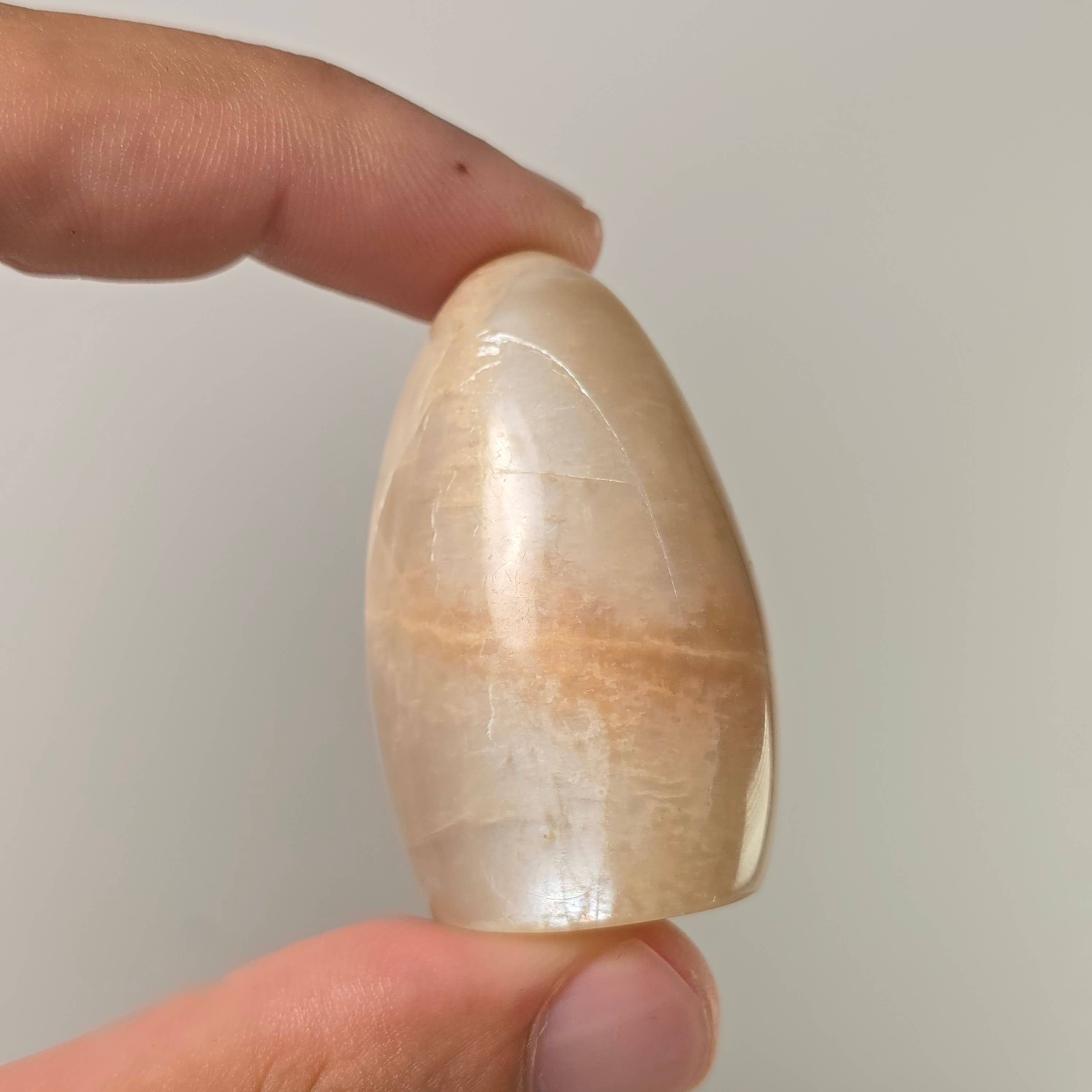 Aquamarine Daydream Wholesale – wholesale Spiritual stone/crystal – Per Kilo Moonstone Freeforms ~ Bulk Polished Crystals4