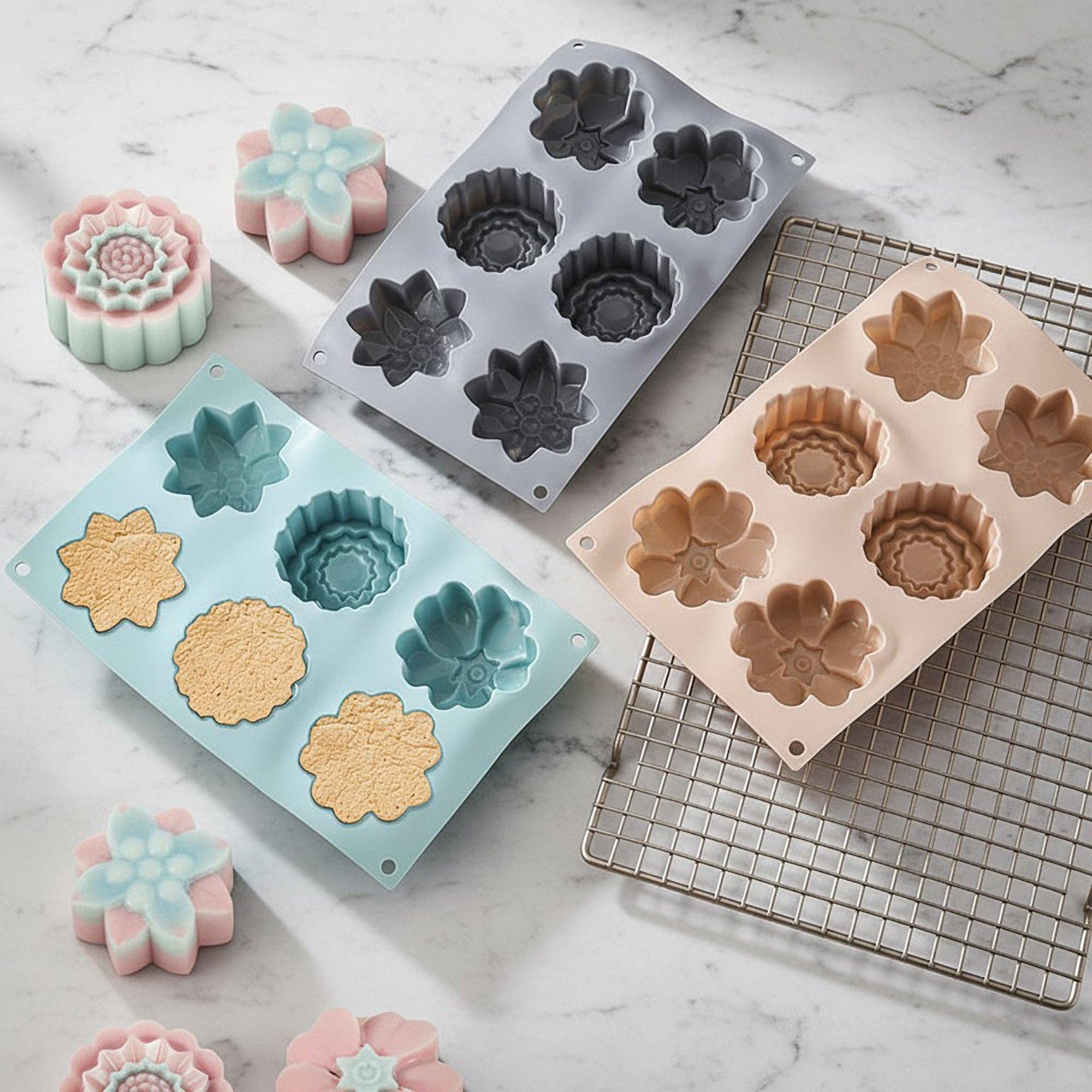 AK Brand - Wholesale Chocolate/Candy Mold - 3-Piece Silicone Flower Mold with 6 Floral Cavities Flexible Baking Tray8