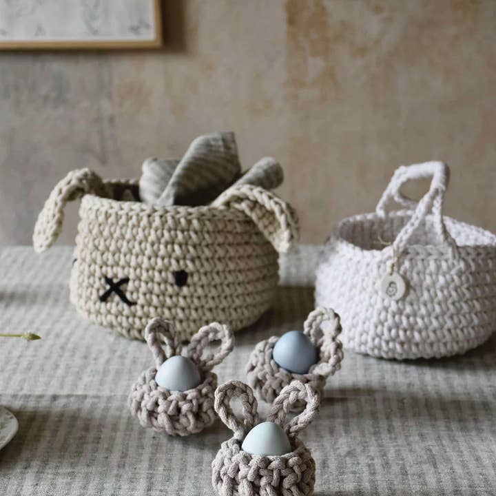 Zuri House – wholesale Basket – Bunny Basket | Easter decor | Colour options1