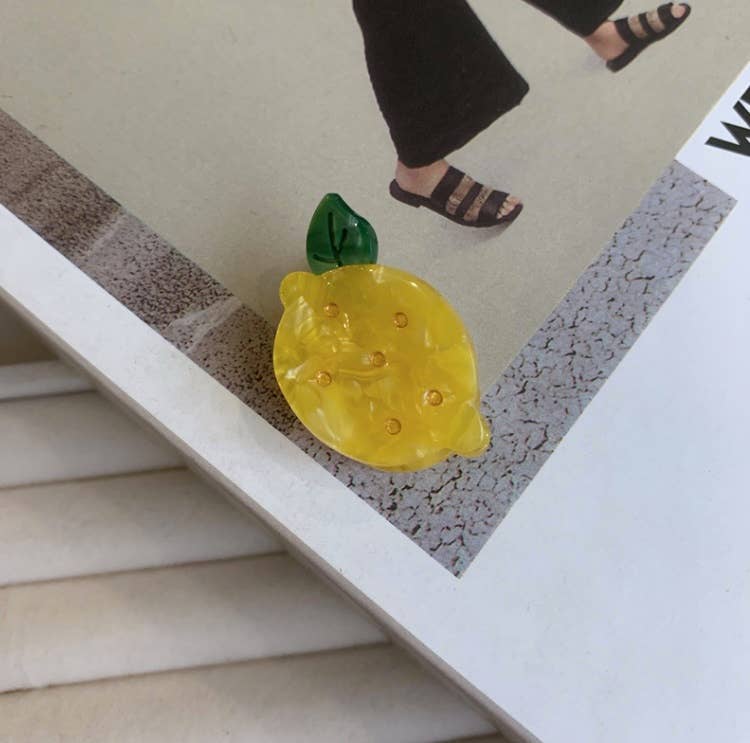 Assorted Adorable Mini Fruit Hair Claws (DEKARI) for wholesale on Faire7