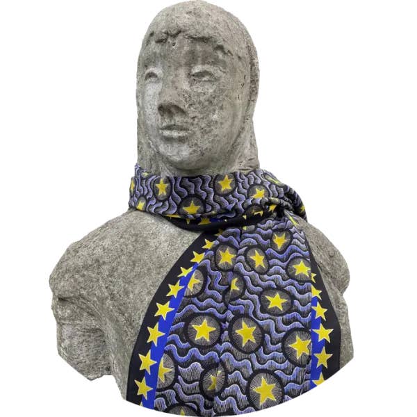 Himmelsk sort silkesjal for engroshandel hos Cressida Bell