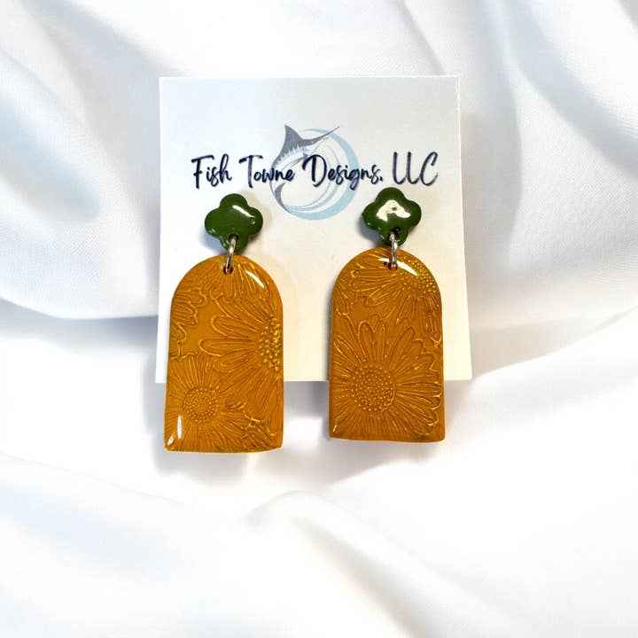 Fish Towne Designs, LLC - Wholesale Dangle Earrings - Sunflower Polymer Clay Earrings