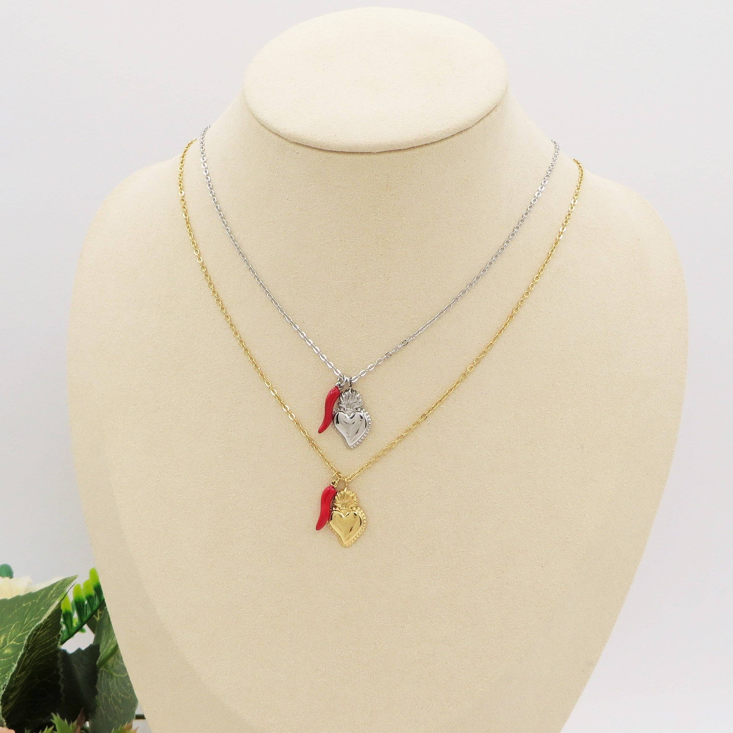 Daemon srls - Vente Colliers à pendentif - SACRED LUCKY ~ Collier avec charms cœur sacré et cornet en acier inoxydable2