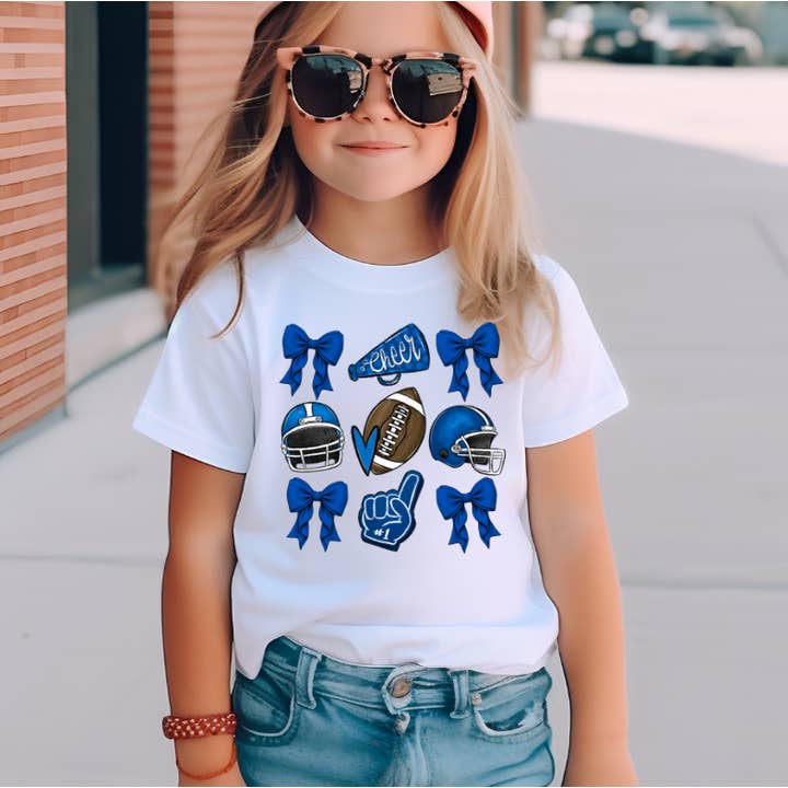T-shirt Football And Bows pour enfants, jour de match pour la vente par Under The Lights Designs
