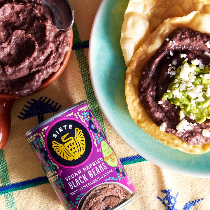 Siete Foods - Wholesale Beans - Vegan Refried Black Beans - 24 Pack1