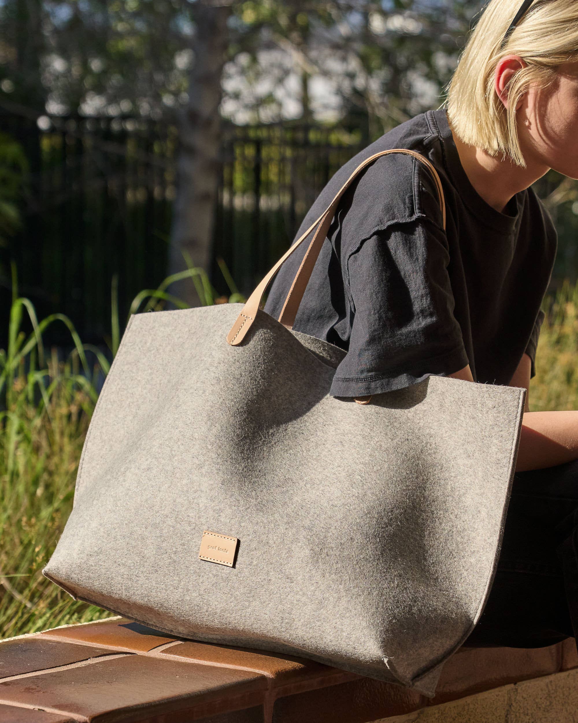 Graf Lantz - Wholesale Tote Bag - Women's - Hana Merino Wool Boat Bag Granite1