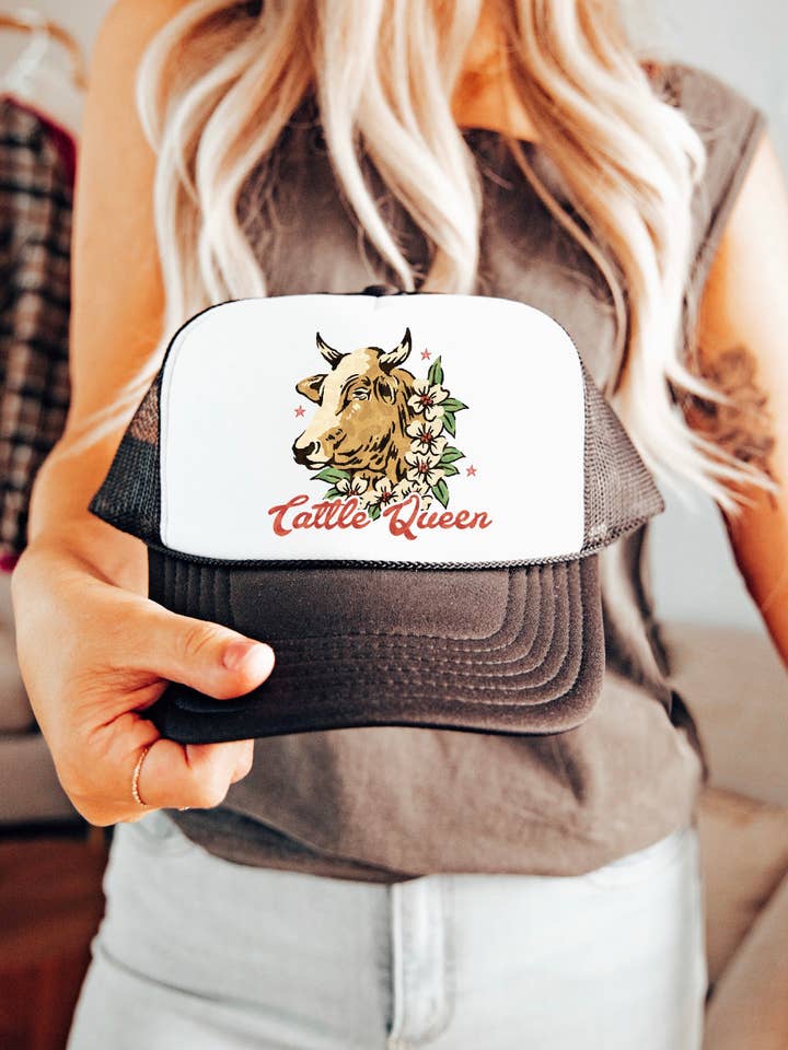 Casquette Trucker Cattle Queen pour la vente par Hank & Scoot