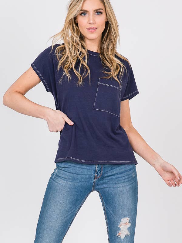 TOP A CONTRASTO CON TASCA per la vendita all'ingrosso da parte di Tres Bien, Inc