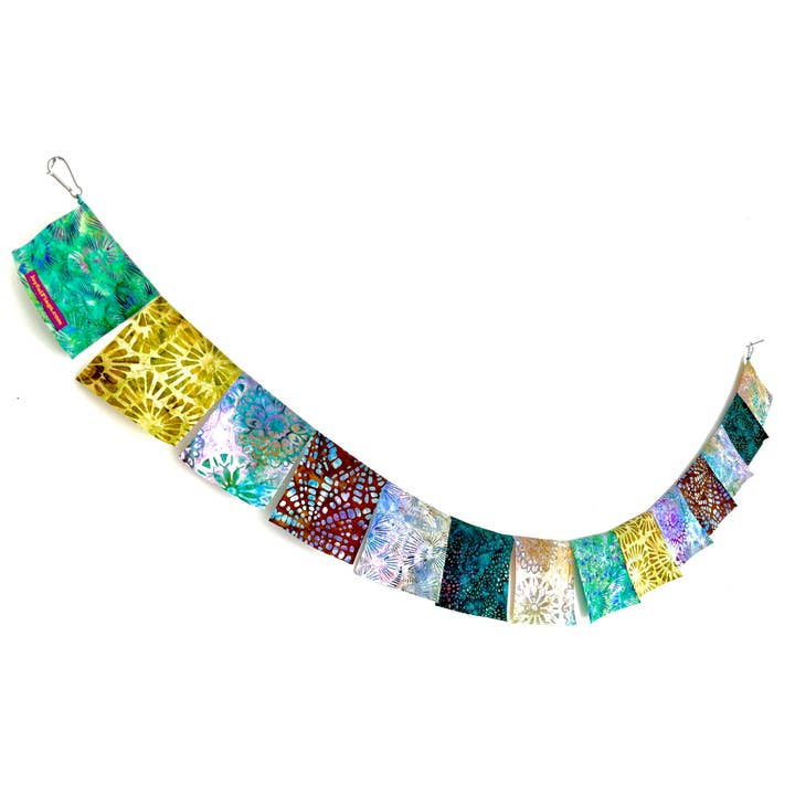 Joyful Flags – Großhandel Gebetsfahnen – Hippie-Trip-Flaggen