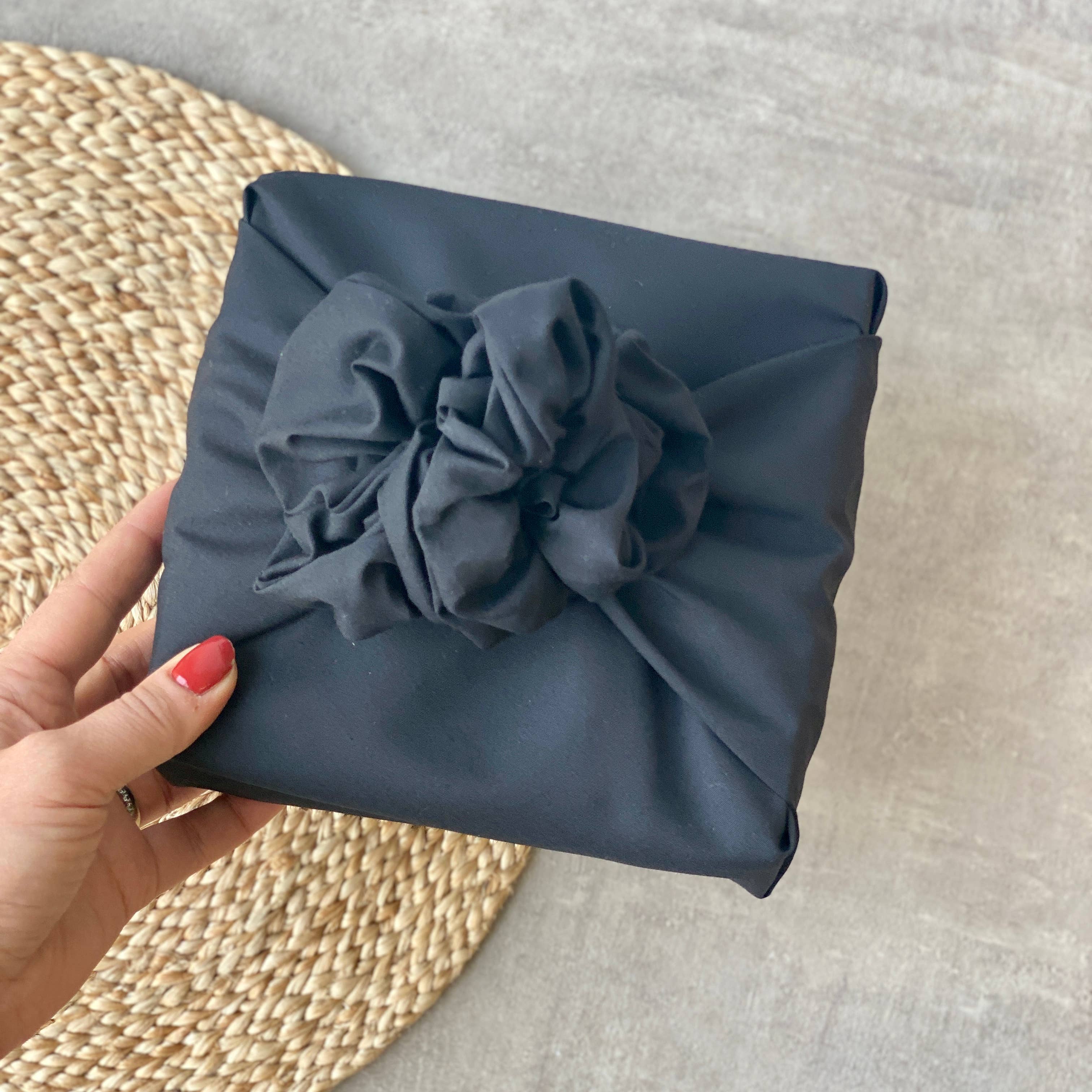 OLSEN+OLSEN - Wholesale Inpakpapier - Furoshiki - stoffen cadeaulap om duurzaam te wikkelen4