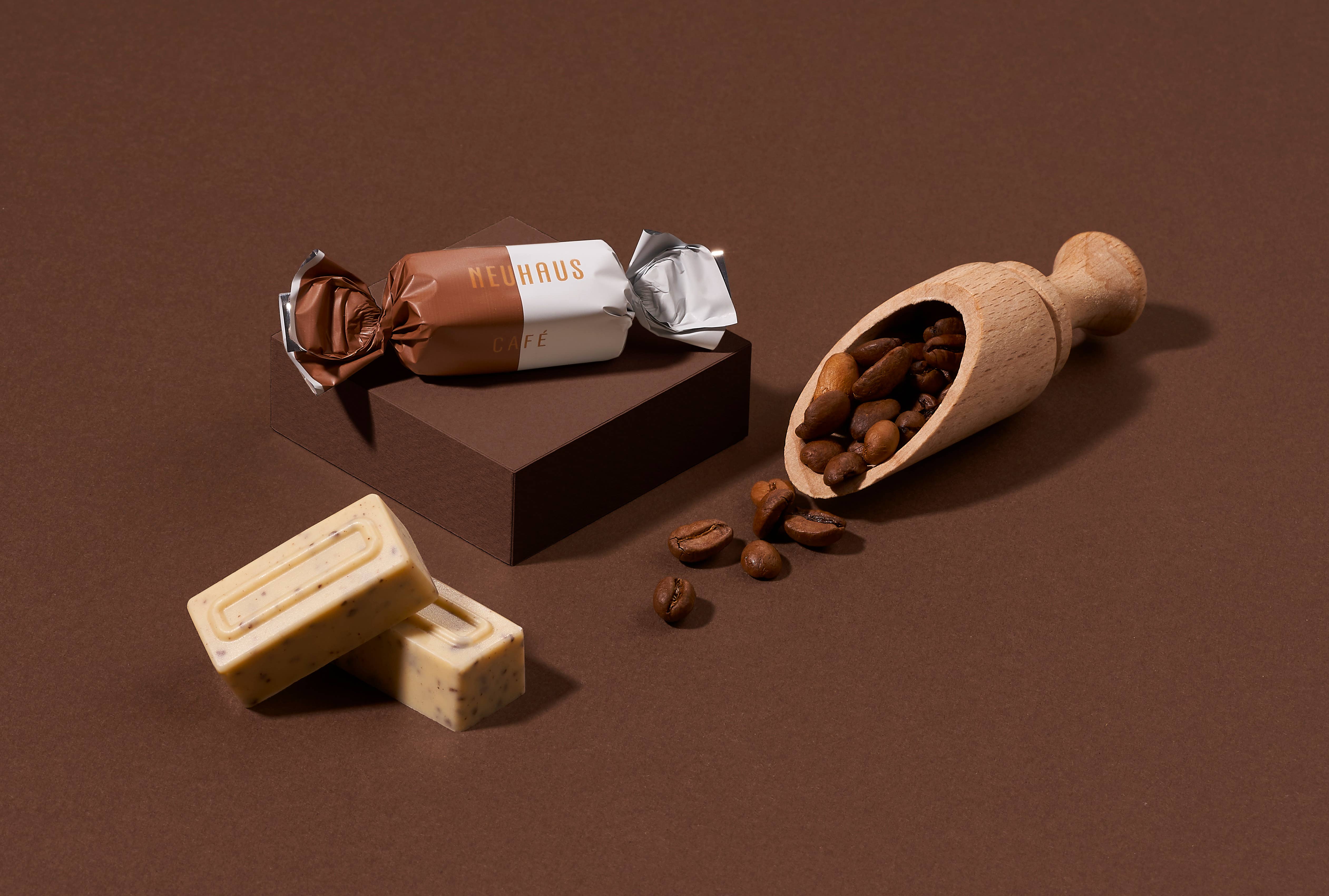 Neuhaus - Wholesale Chocolate Box - Belgian Chocolate Moments: Amusettes5