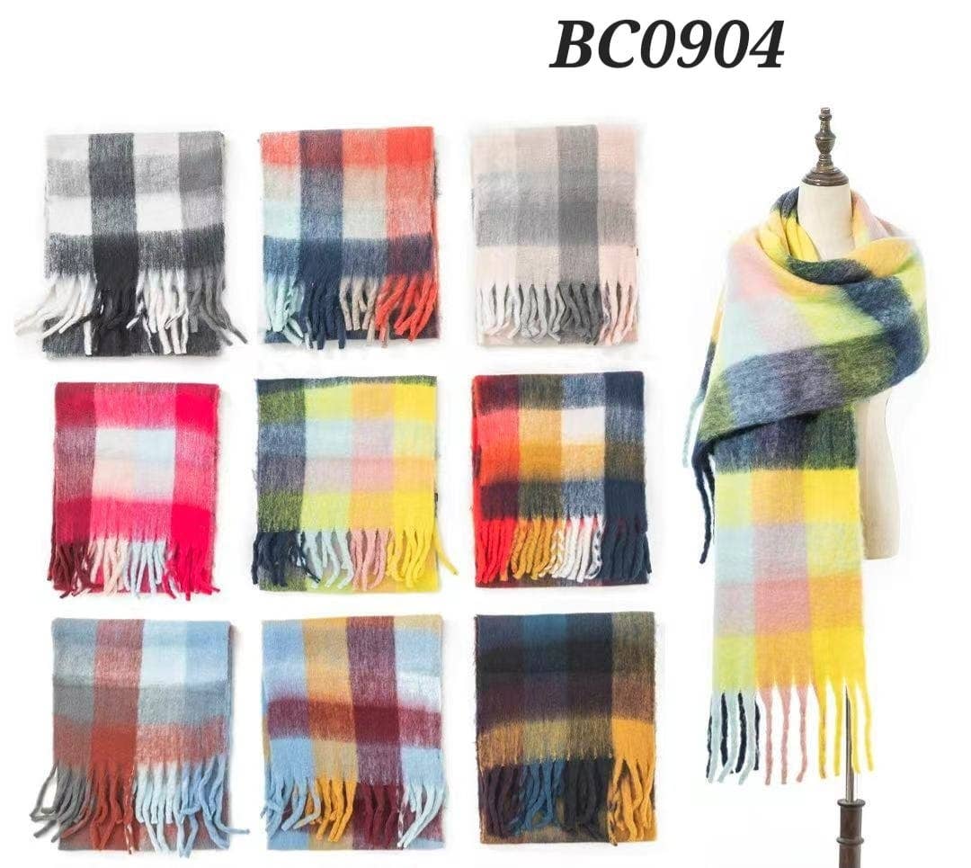 ASSORTIMENTS NOUVELLES ÉCHARPES 12 PIÈCES. en vente sur Faire0