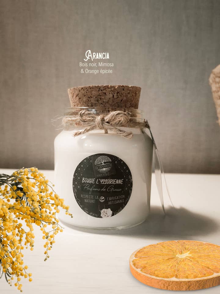 Arancia handmade candle for wholesale by La Saponniere