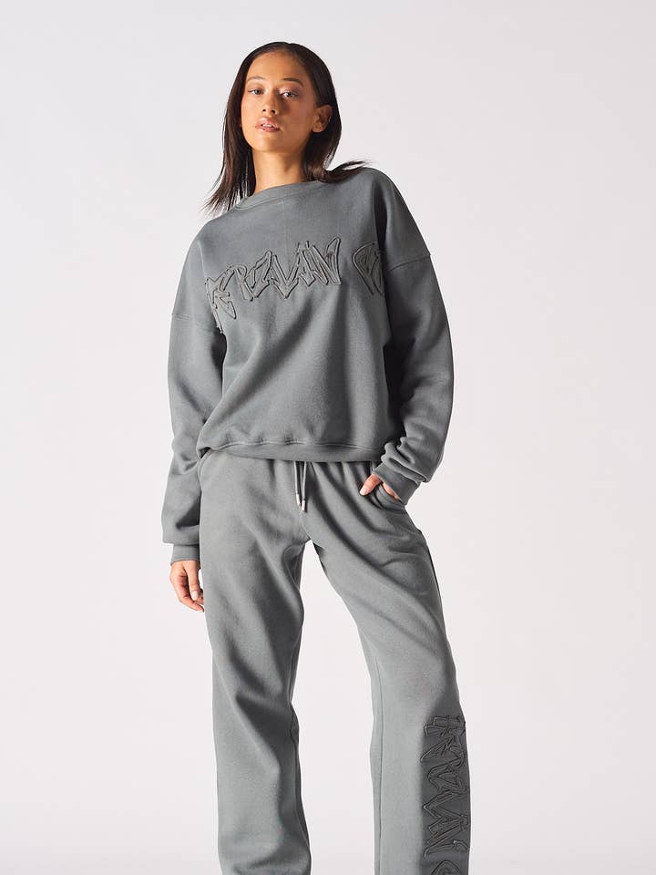 SWEATSHIRT HERMAN COUPE SURDIMENSIONNÉE AVEC APPLIQUÉ - GRIS pour la vente par HERMAN & CO