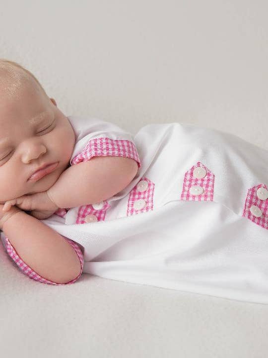 Abito da giorno Dayton in quadretti rosa per la vendita all'ingrosso da parte di The Yellow Lamb