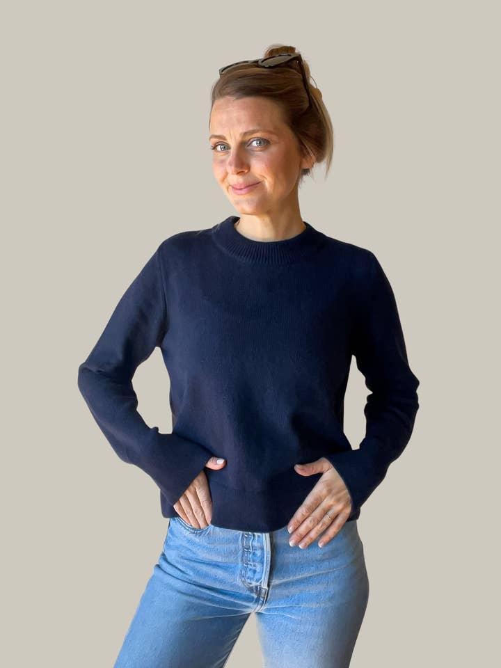 MAGLIONE ATIN BLU NAVY (COTONE / CASHMERE) per la vendita all'ingrosso da parte di PURA Clothing