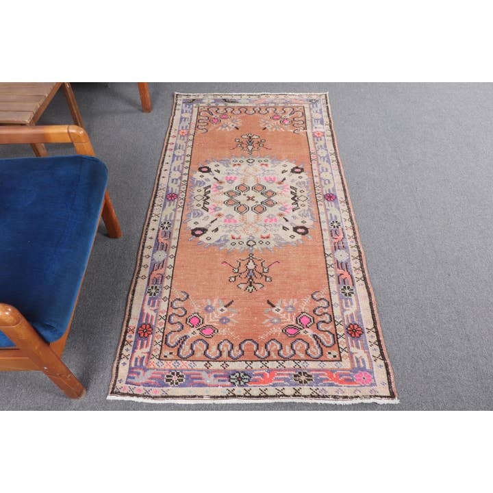 Turkse Vintage Vloerkleed 2,8x5,6 ft (86x172 cm), Oranje Beige Camouflage Vloerkleed voor wholesale door The Loom Wholesale