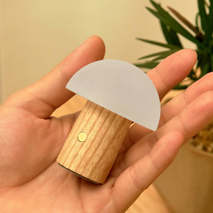 Gingko Design - Wholesale Accent/Desk Lamp - Alice Mushroom Lamp (Super Mini Size)6