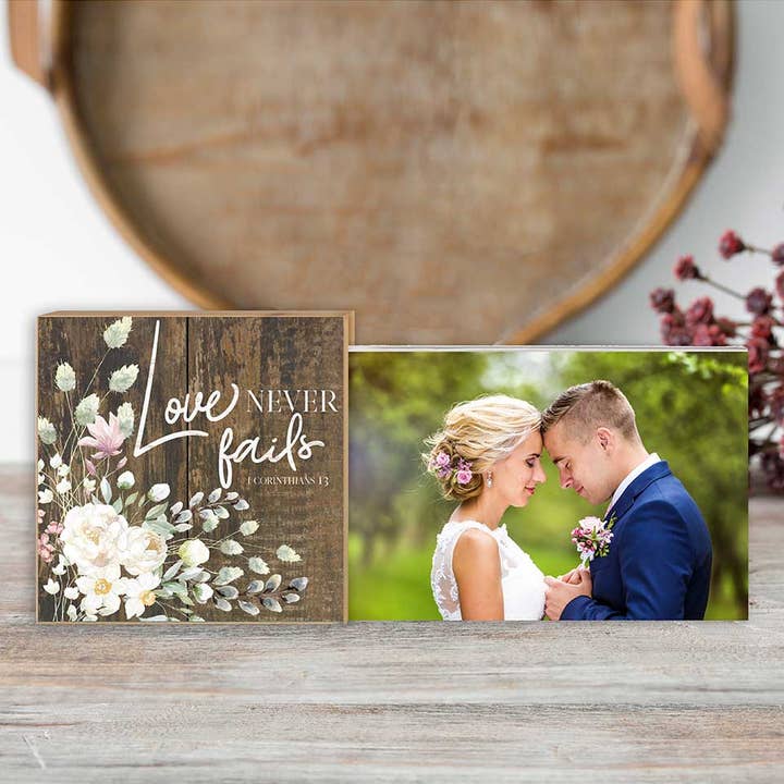 Kindred Hearts - Wholesale Picture Frame - Love Never Fails I Corinthians 13 Floating Photo Frame