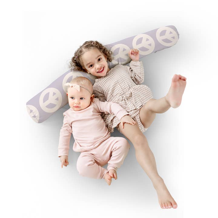 Cuscino di sostegno con segno della pace, color lavanda per la vendita all'ingrosso da parte di Toki Kids