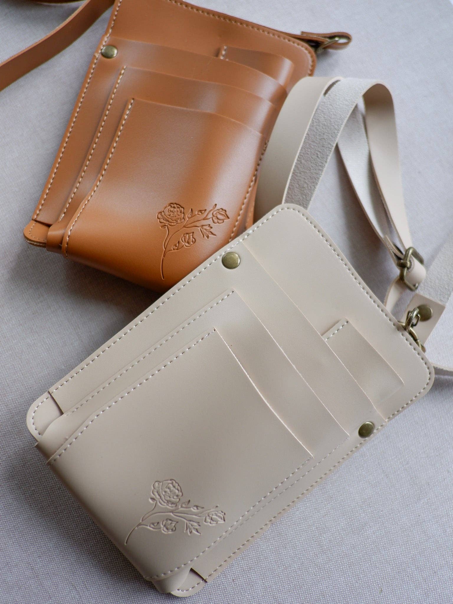 Laura Hooper Design House - Wholesale Garden Tool - Crossbody Garden Tool Bag0