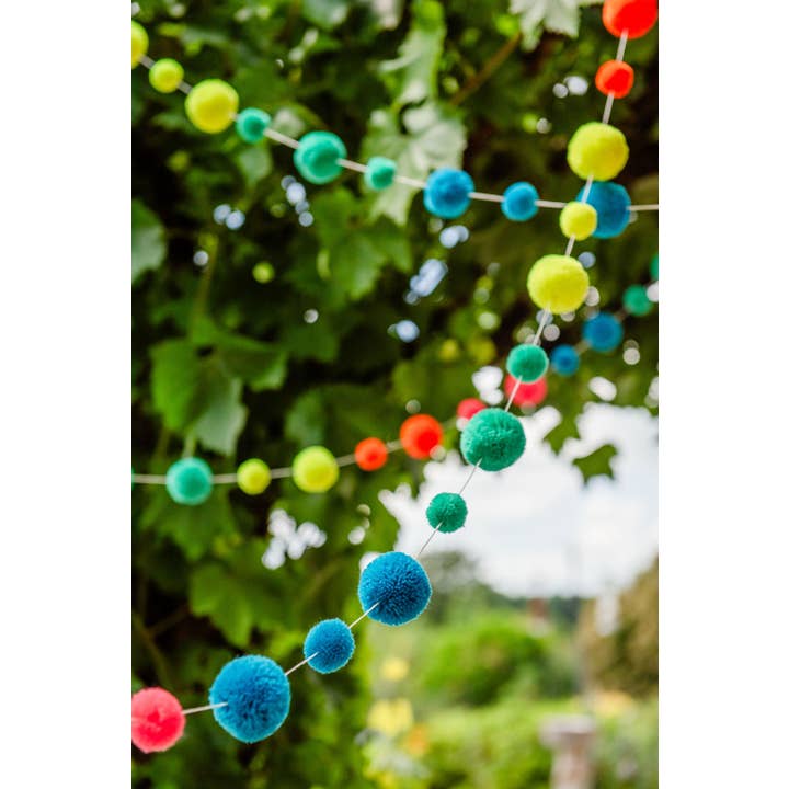 PomPom Galore – wholesale Bunting/garland – Bright Neon Pom Pom Garland3