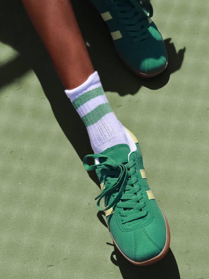 Lemonade Shoes – Großhandel Lifestyle-Sneaker – Damen – HUCKLE Tennisschuh mit kontrastierenden Streifen in kräftigen Farben14