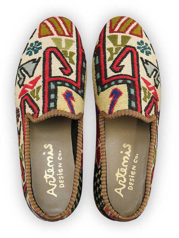 Sumak Kilim Mokassins für Herren, Größe 10,5 für den Großhandel von Artemis Design Co.