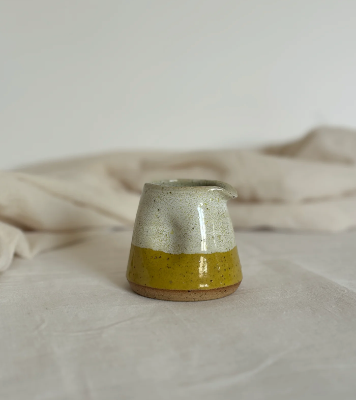 Frankie Ceramics - Wholesale Jug - Mini Pinch Jugs 1