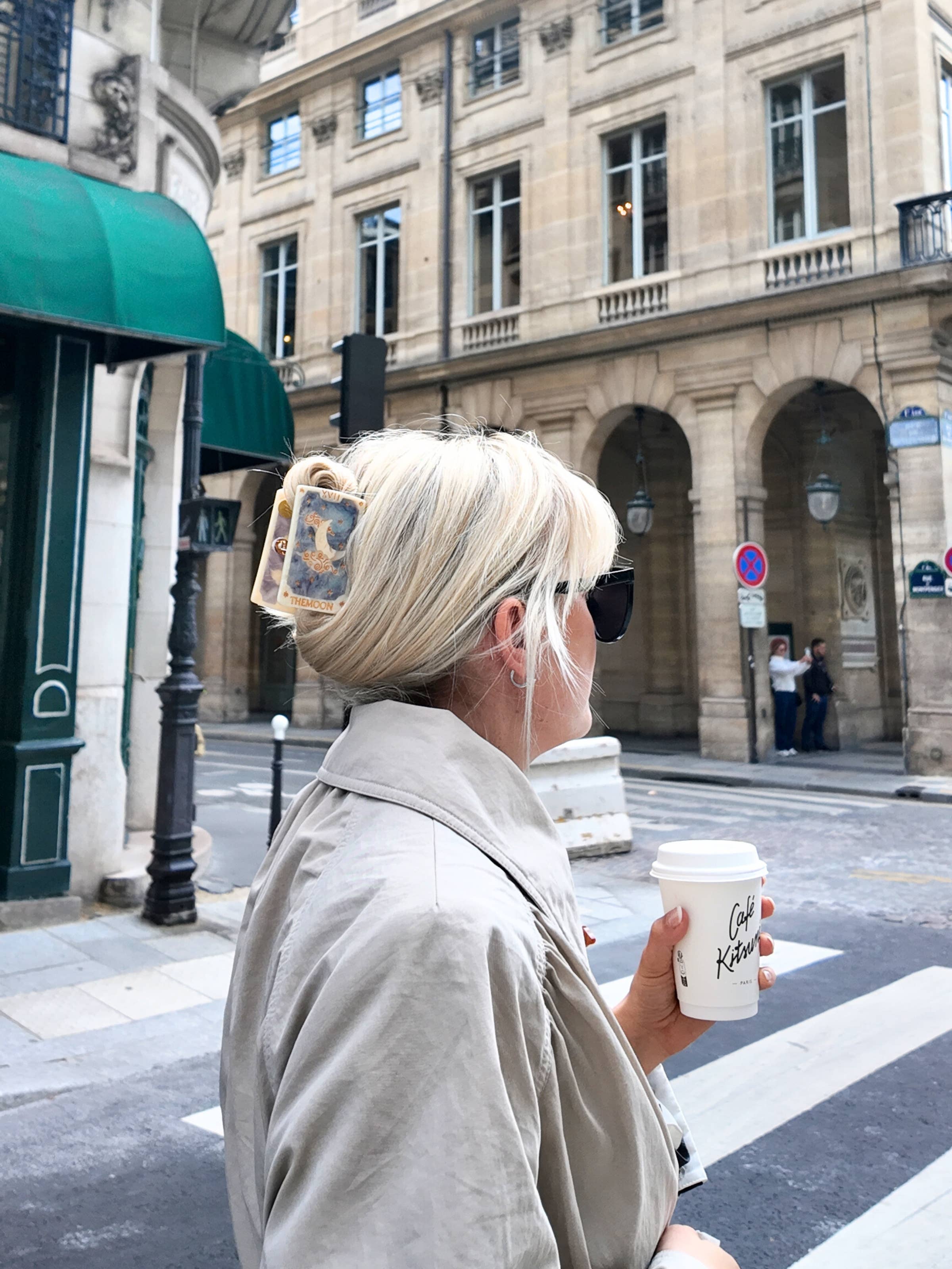 Solar Eclipse – wholesale Hårklämma - Dam – Handmålad Måne Tarotkort Klo Hårklämma | Miljövänlig4