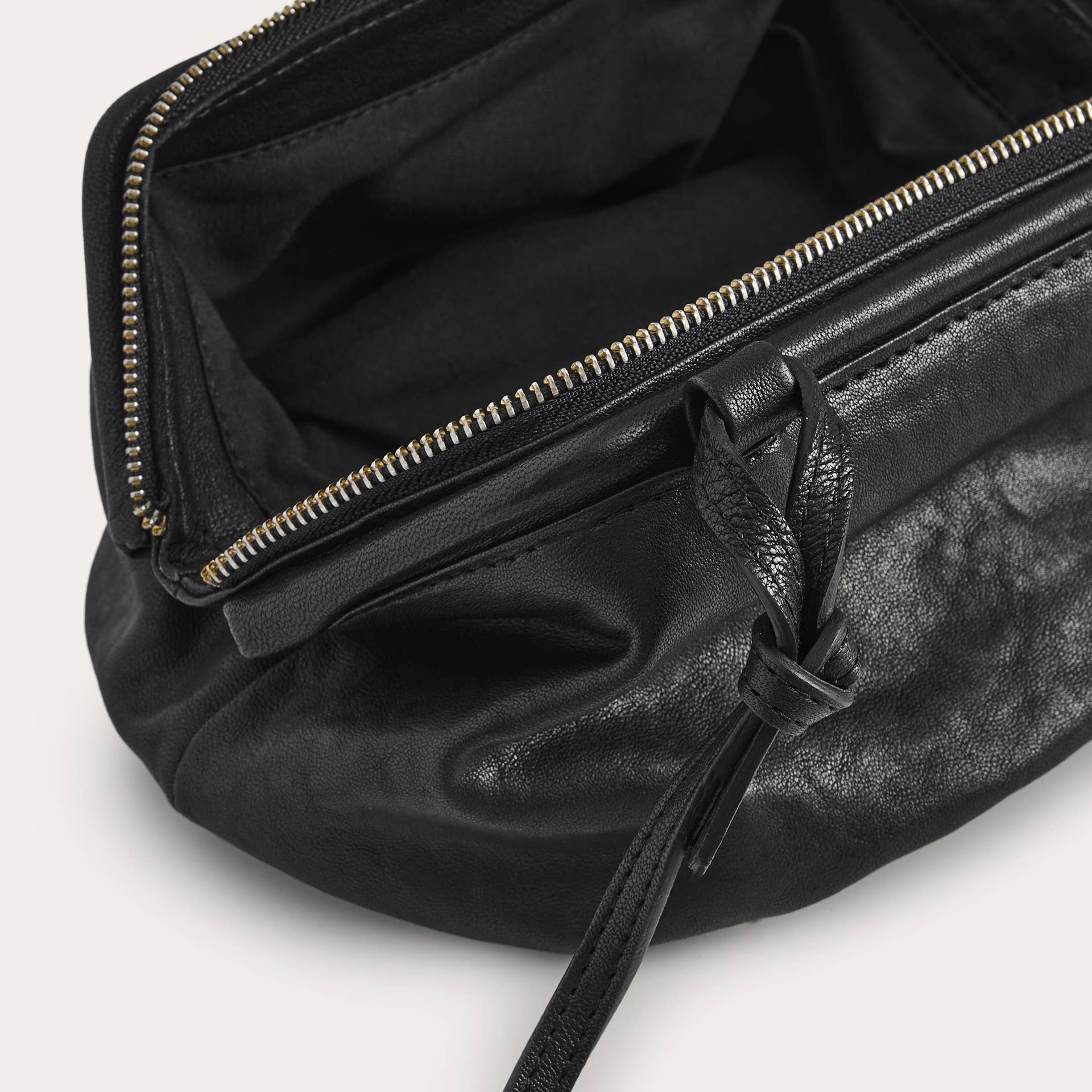 Plis Bag S, black for wholesale on Faire8