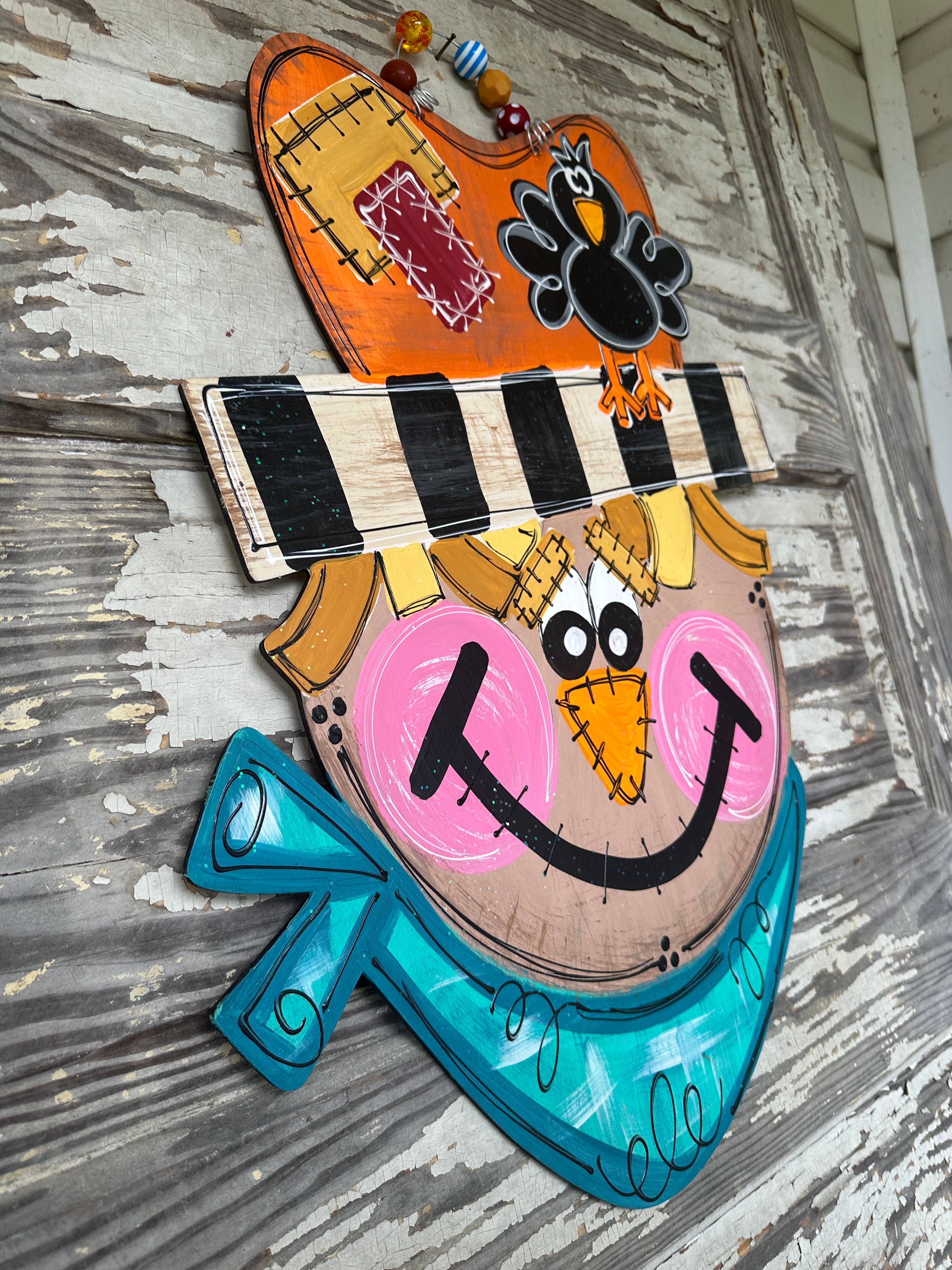 Queen of My Castle Designs – Cabide de porta por atacado – Cabide Porta Scarecrow - Decorações Queda - Cabide1