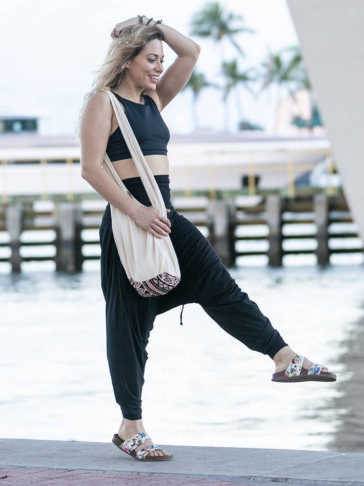 Sac à main Buddha pour la vente par Buddha Pants