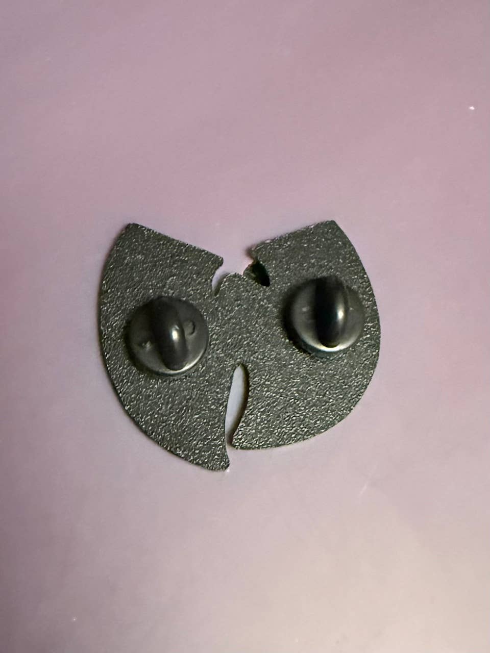 B-Side - Wholesale Lapel Pin/Button - Wu-Tang Clan Logo Pin1