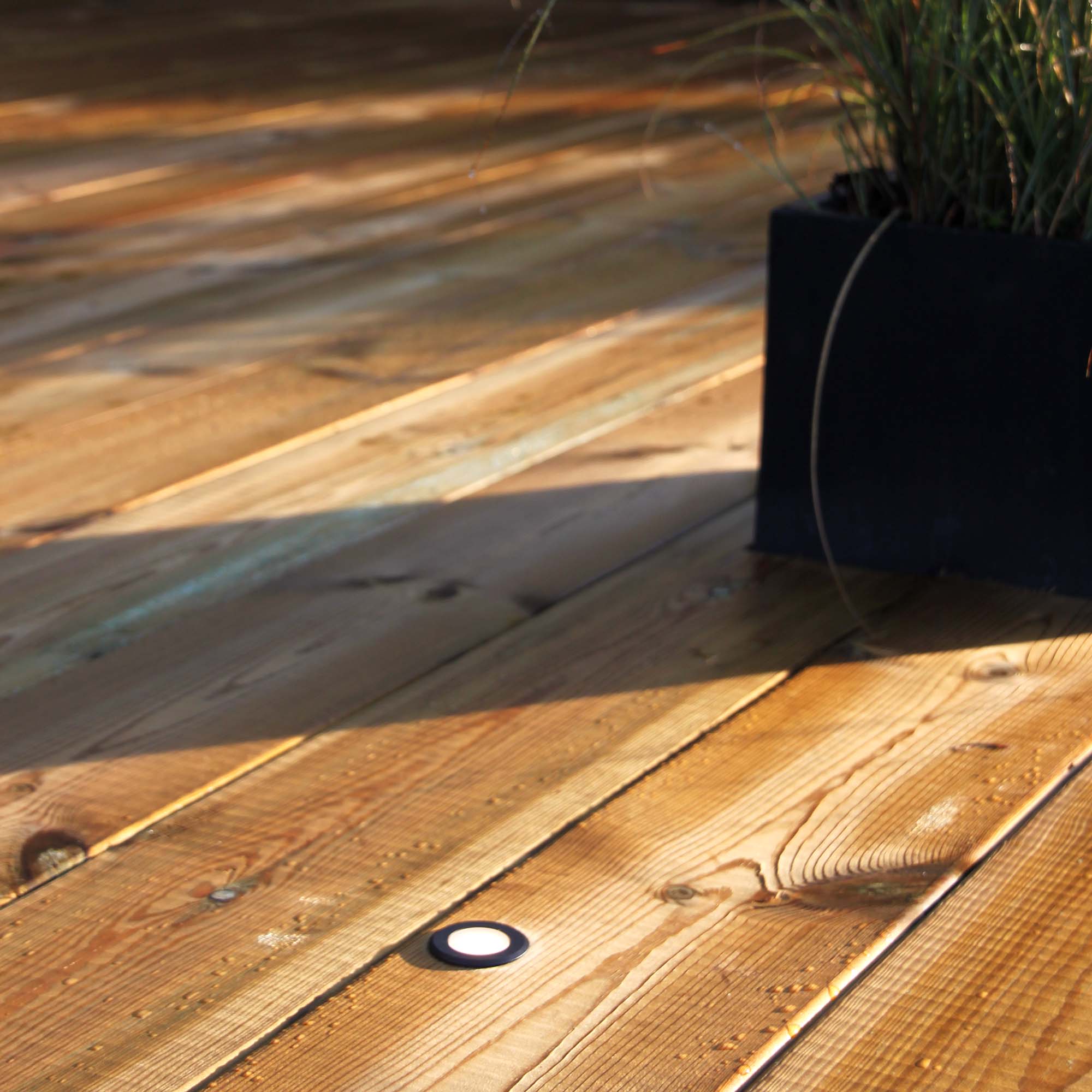 LightsOn - Wholesale Outdoor/Lawn Light - Orion 10-pack (black)9