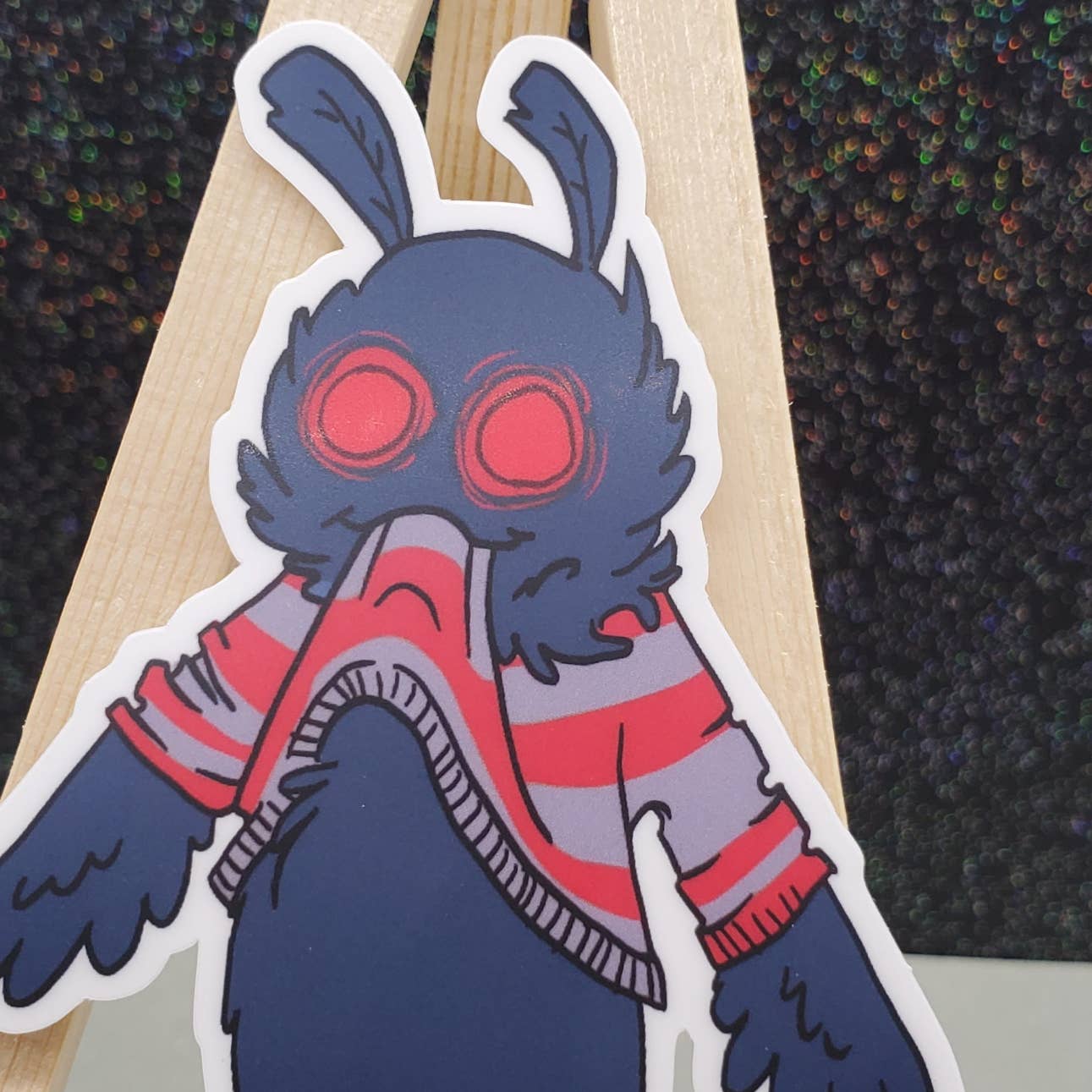 Salt Birch - Vendita all'ingrosso Adesivo - Adesivo in vinile con simpatica mamma che mangia il suo maglione8