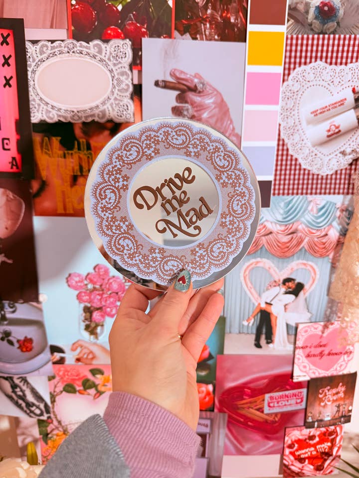 Mini Espelho Drive Me Mad com Renda por atacado de Printed Weird
