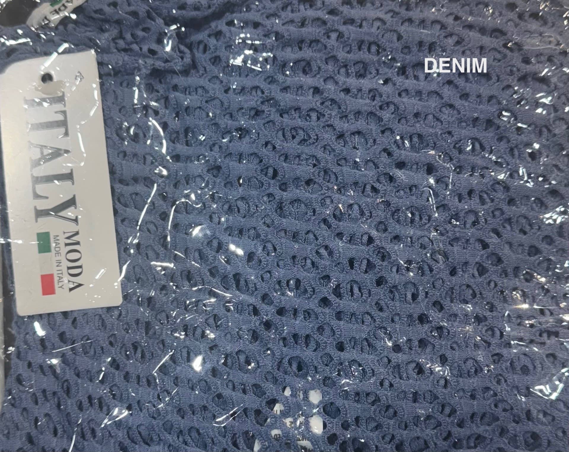 Dance in Paris – wholesale Kofta - Dam – Mellanlång mjuk och stretchig laserskuren kofta11