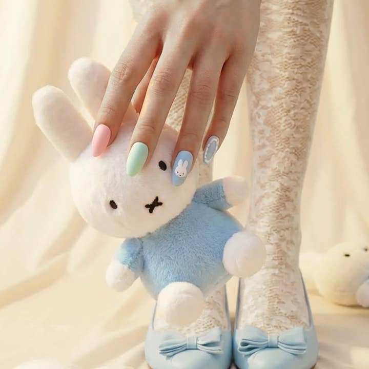 Never Have I Ever - Wholesale Press-On/Fake Nails - PASTEL MIFFY - ALMOND PRESS-ON NAILS2