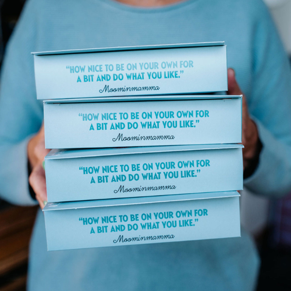 The Crafty Kit Company - Vente Accessoire de broderie/point de croix - Kit de broderie Moomin - Moomintroll dansant4