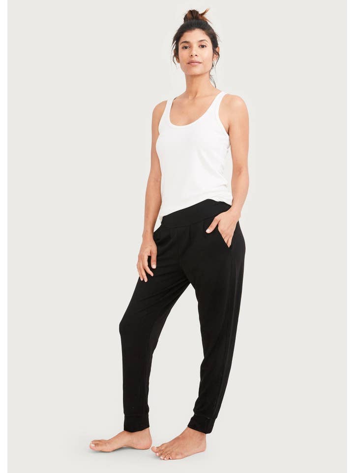 HATCH Collection - Wholesale Lounge Sweatpants/Joggers - Women's - The Indoor Outdoor Jogger