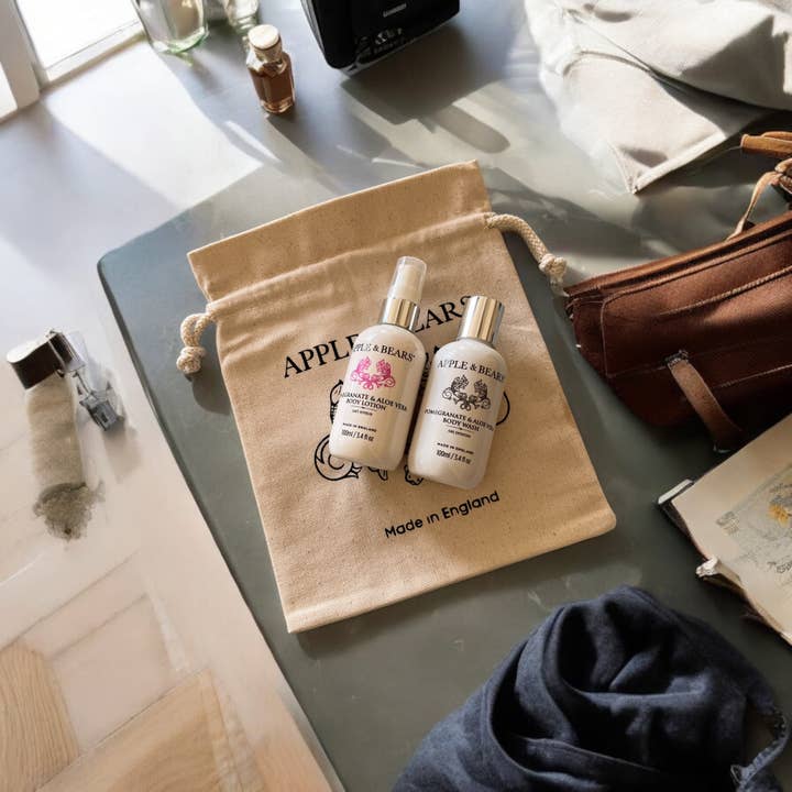 APPLE & BEARS – Großhandel Bade- & Körperpflege-Set – Reiseset mit Granatapfel und Aloe Vera, Wash & Lotion, 100 ml/3.416