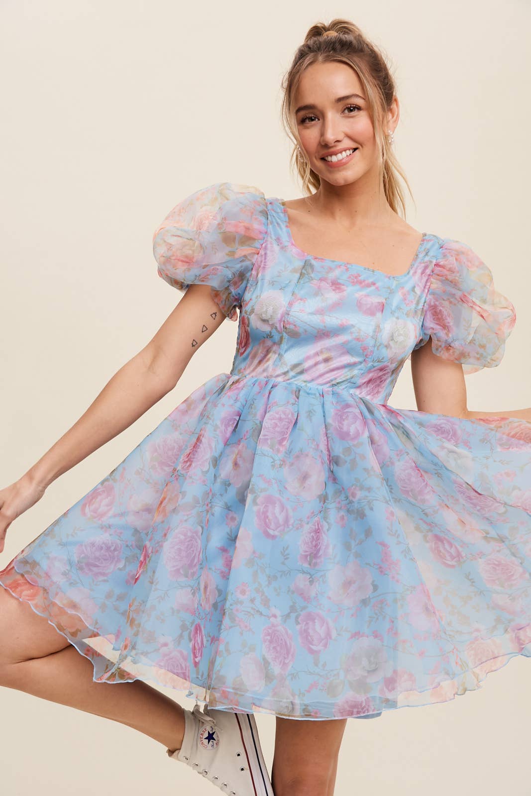 Listicle - Wholesale Dress - Women's - Floral Puff Sleeve Organza Mini Dress2