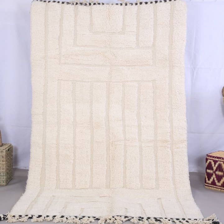 HANDMADE CARPETS MOROCCAN RUGS 200 - 300 cm 143 for wholesale by Maroccarpets Poufs and pillows wholesale +31648976894