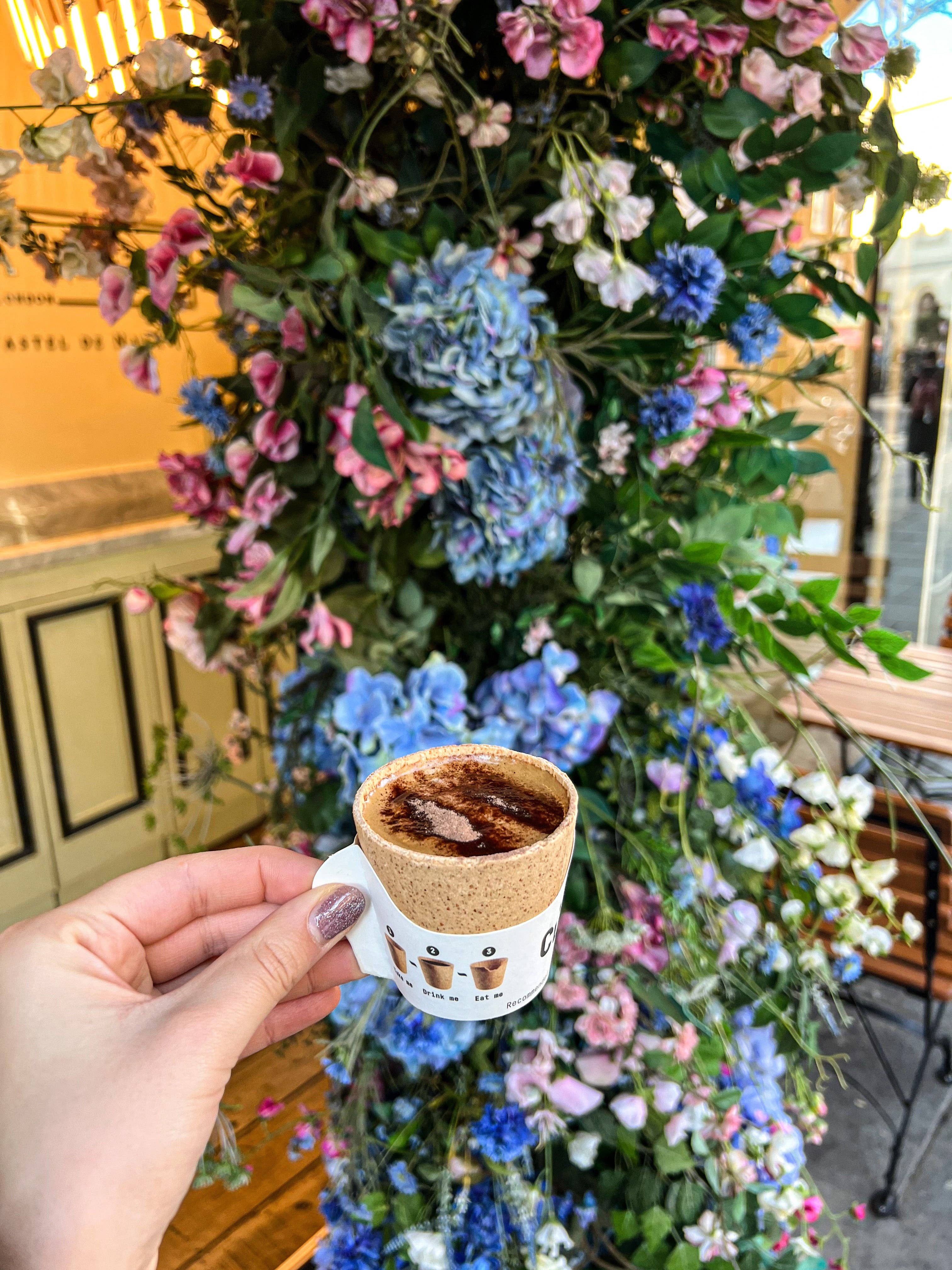 Stroodles – wholesale Disposable cup – Stroodles 200+ Cupffee Small edible Cups (110ml)2