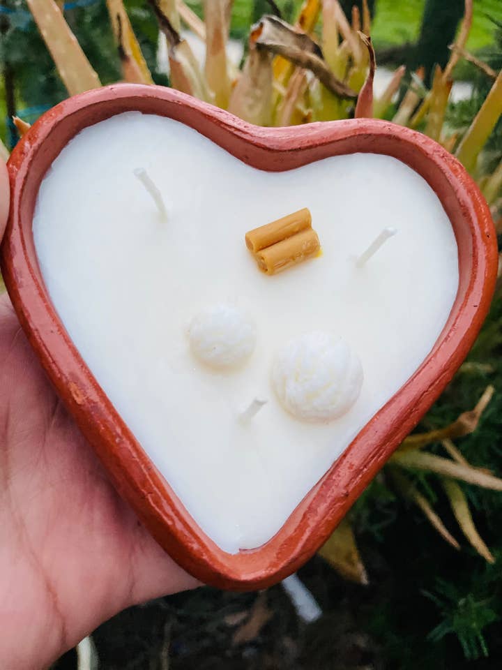 Kärleksljus | Äkta hjärtformad mexikansk bricka | Doftljus för Alla hjärtans dag för wholesale av AZUCENA
