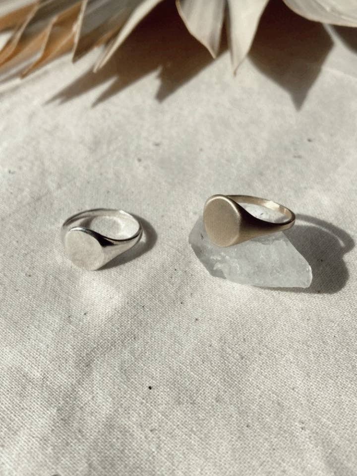 Signet Ring for wholesale by Ladyfine Collective